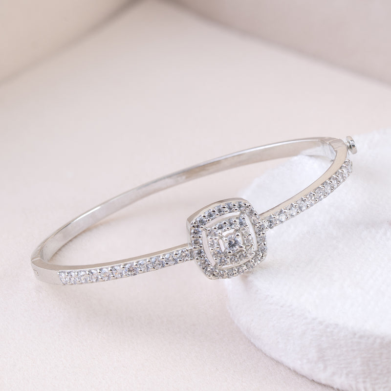 Modern Grace Bracelet