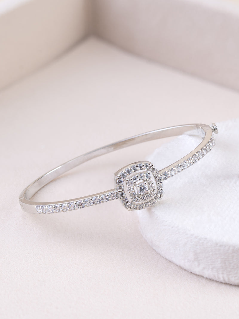 Modern Grace Bracelet