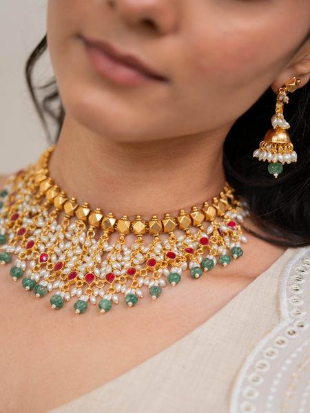 Nirjhari  Necklace Set