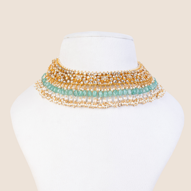 Peehrava Necklace Set