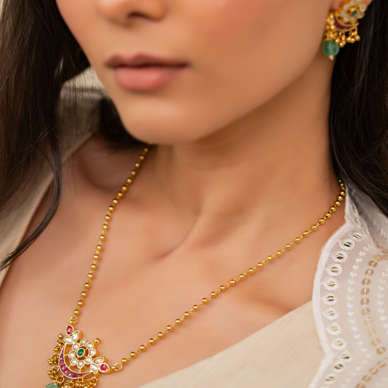 Saanvi Necklace Set