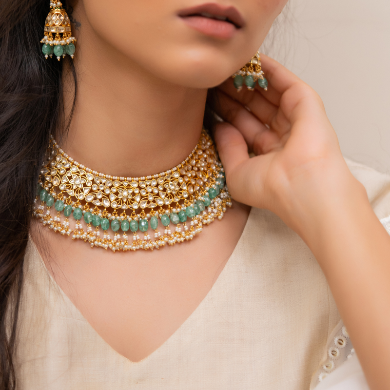 Peehrava Necklace Set