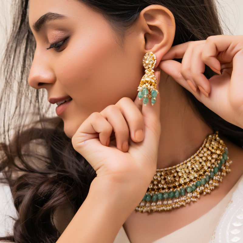 Peehrava Necklace Set