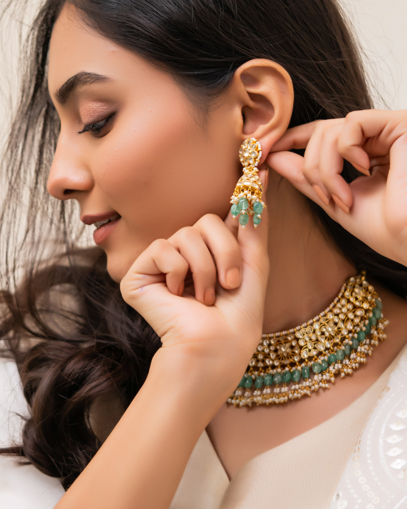 Peehrava Necklace Set