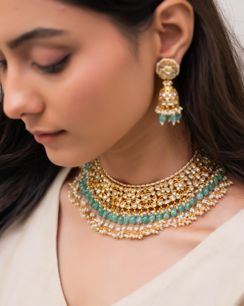 Peehrava Necklace Set