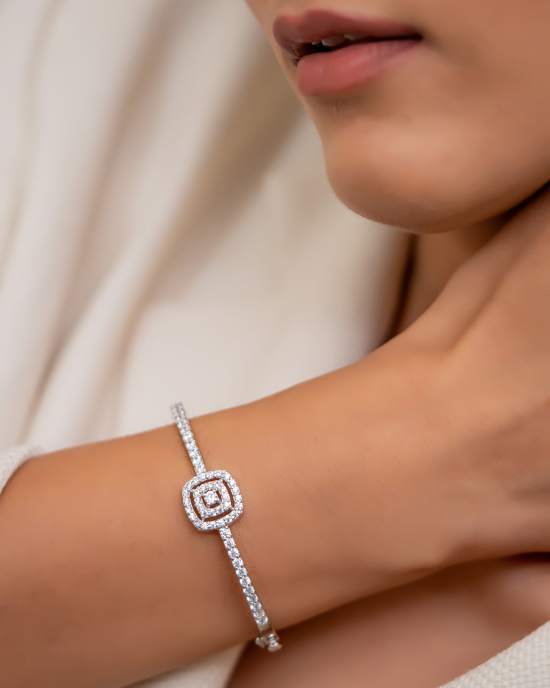 Modern Grace Bracelet
