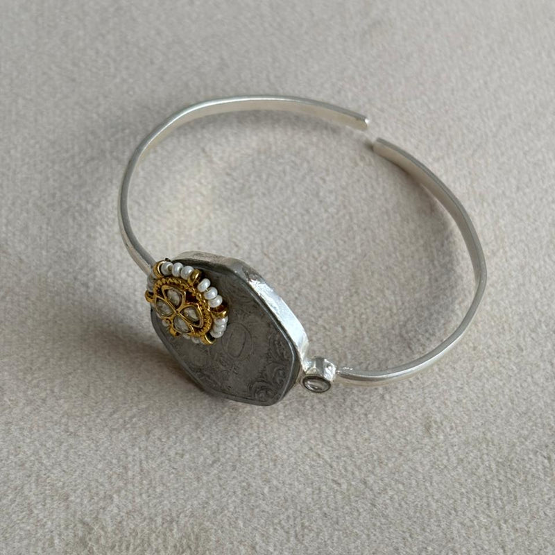 Kahaani Coin Bracelet